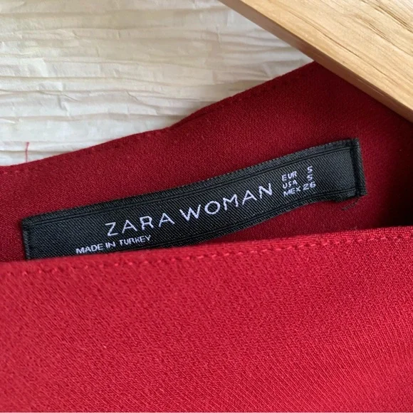ZARA - Fitted Sculpted Maroon Red Figure Hugging Dress - Size Small - Picture 5 of 6